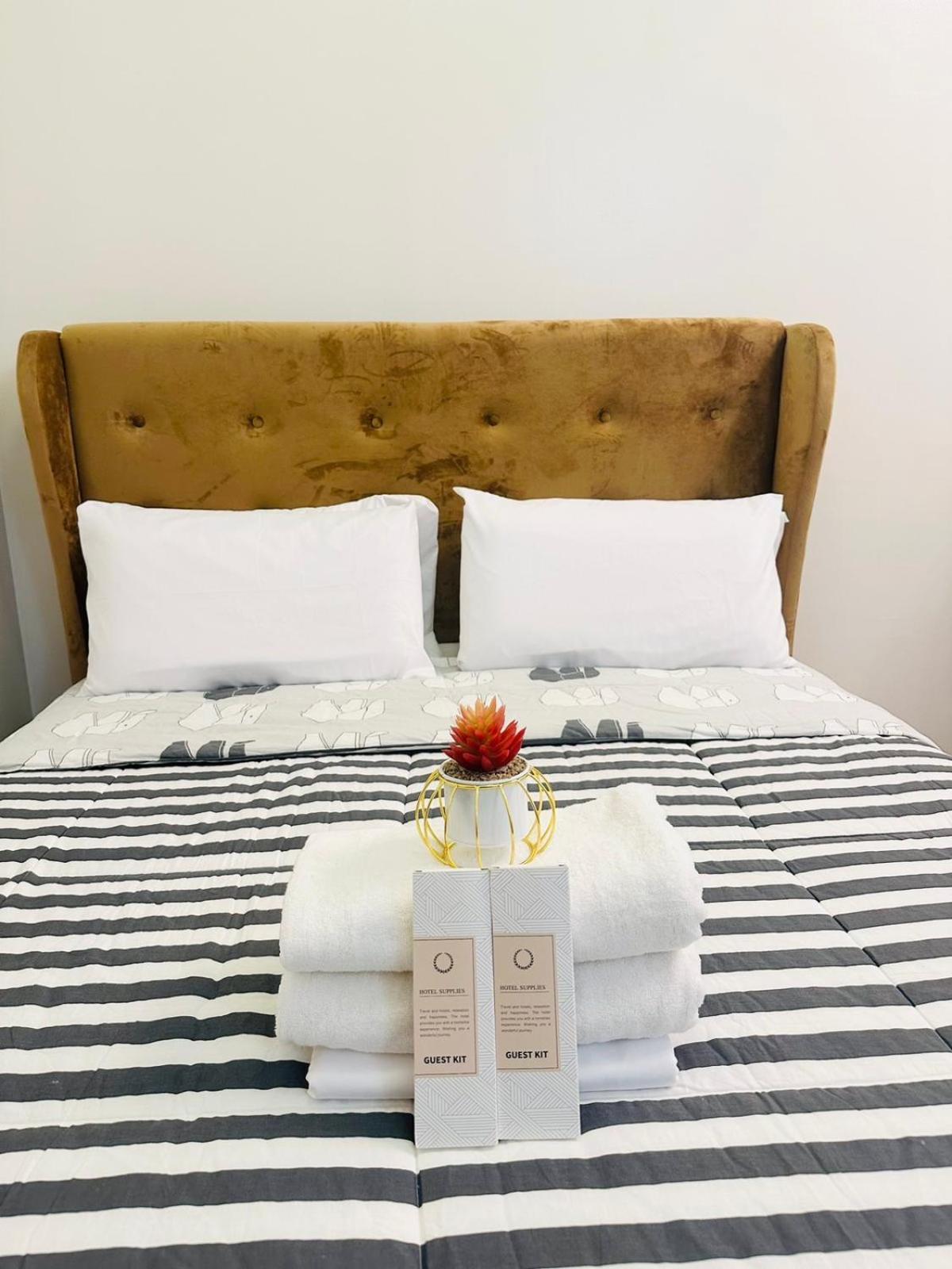 Starlight Suites Trece Martires Ngoại thất bức ảnh